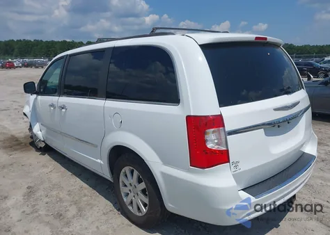 2016 Chrysler Town & Country Touring z USA, uszkodzony, nr VIN 2C4RC1BG6GR129715
